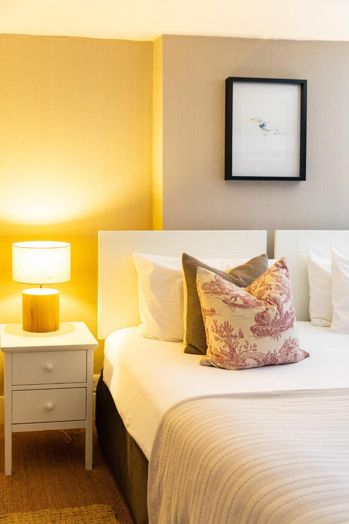 The Georgian House Bed & Breakfast Braye ภายนอก รูปภาพ