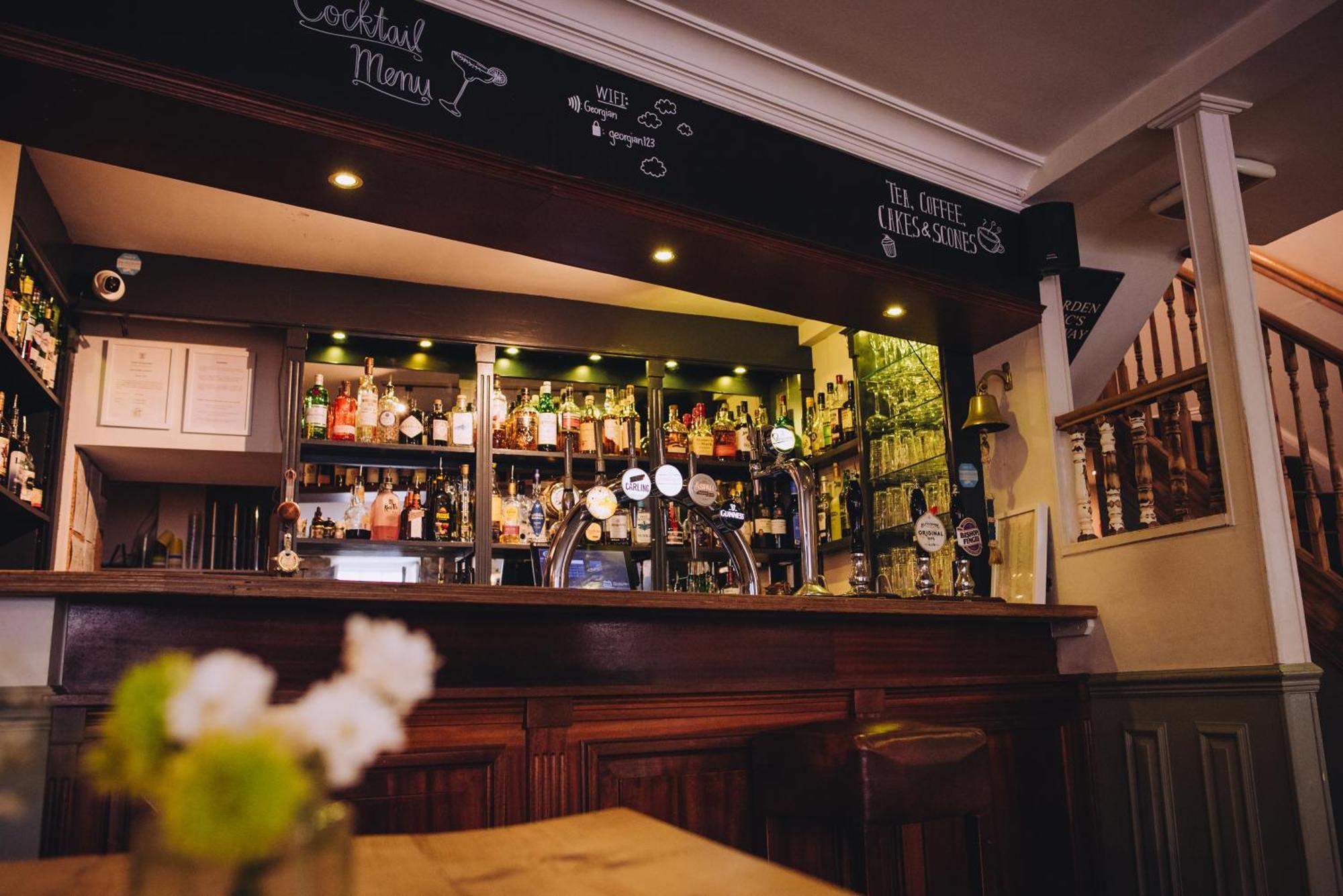 The Georgian House Bed & Breakfast Braye ภายนอก รูปภาพ